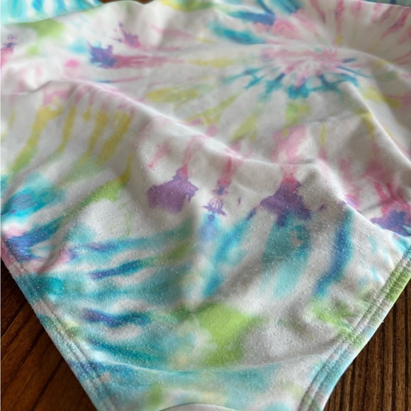 Colorful Tie-Dye Bikini Set - Picture 2 of 4